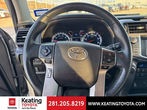 Used 2014 Toyota 4Runner Limited image 11