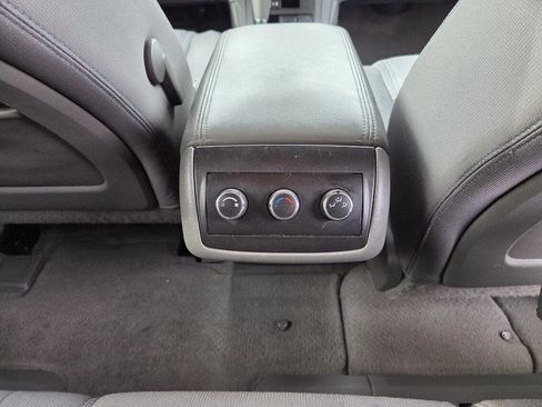 Used 2015 Chevrolet Traverse LS image 13