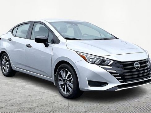 Used 2024 Nissan Versa S w/ S Plus Package image 1