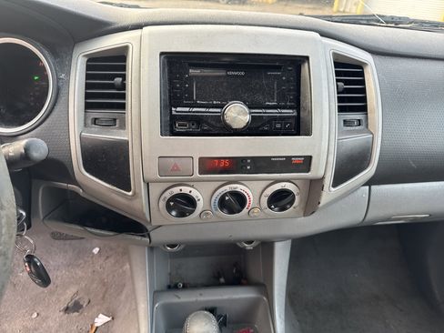 Used 2008 Toyota Tacoma PreRunner image 21