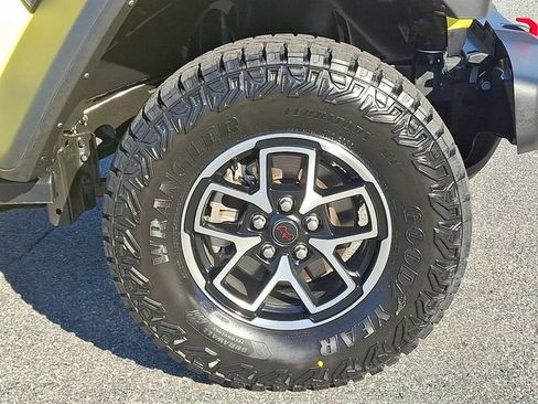 Used 2024 Jeep Wrangler Unlimited Rubicon image 8