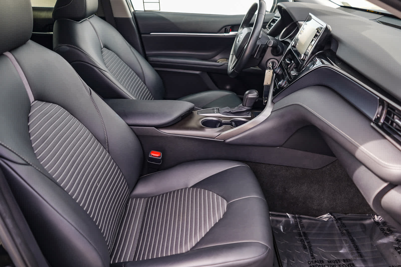 Certified 2024 Toyota Camry SE FWD image 20