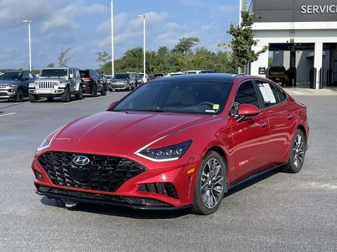 Used 2021 Hyundai Sonata Limited image 3