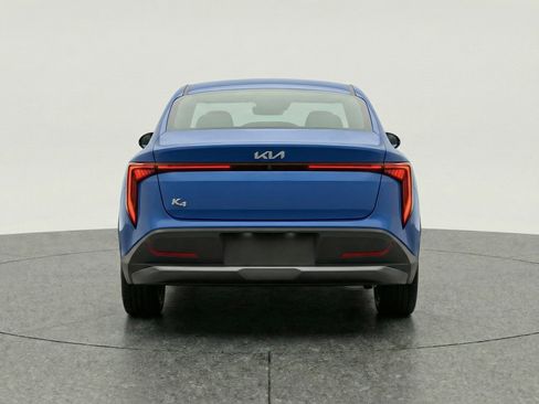 Used 2025 Kia K4 LXS image 7