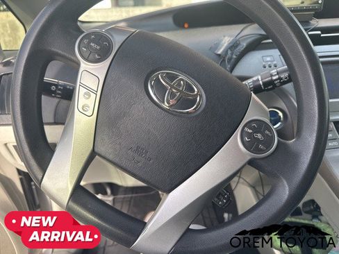 Used 2014 Toyota Prius Two image 7