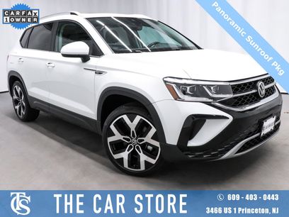 Used 2022 Volkswagen Taos SEL w/ Panoramic Sunroof Package