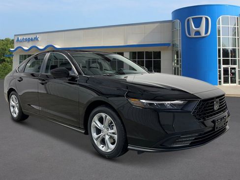 New 2025 Honda Accord LX image 8