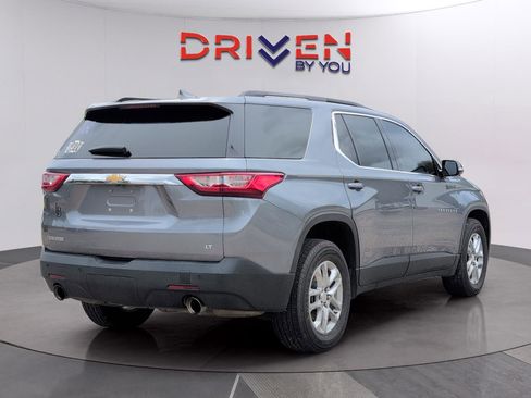 Used 2019 Chevrolet Traverse LT w/ LPO, Floor Liner Package FWD image 5