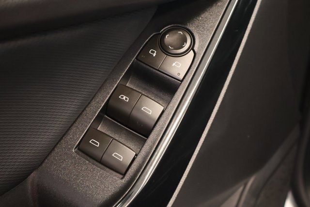 Used 2026 Chevrolet Equinox LT AWD/4WD image 11