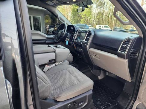 Used 2016 Ford F150 XLT w/ Equipment Group 302A Luxury image 18
