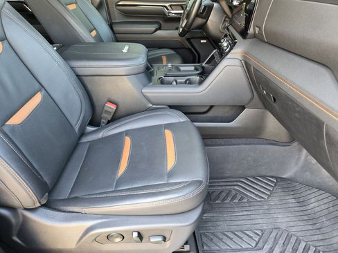 Used 2024 GMC Sierra 2500 AT4 w/ AT4 Premium Plus Package image 10