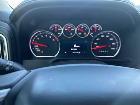 Used 2022 Chevrolet Silverado 1500 LTZ image 14