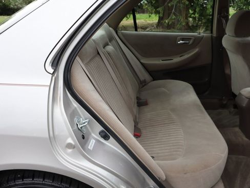 Used 1998 Honda Accord LX image 21