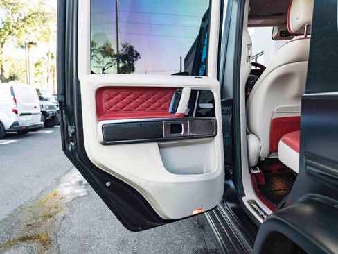 Used 2019 Mercedes-Benz G 63 AMG 4MATIC image 34