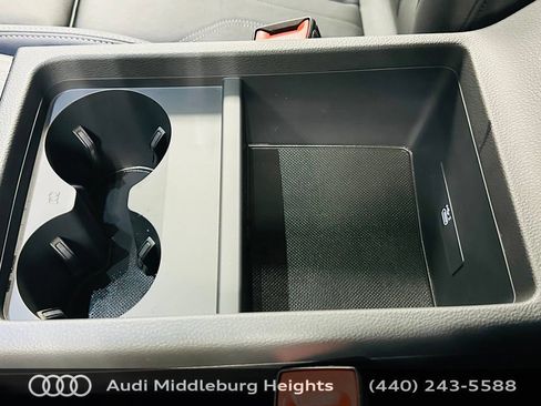 Certified 2025 Audi Q5 e Premium Plus w/ Premium Plus Package AWD/4WD image 22
