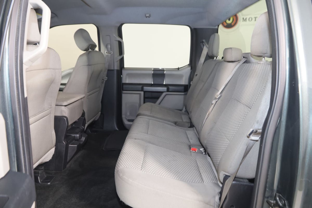 Used 2015 Ford F150 XLT RWD image 44