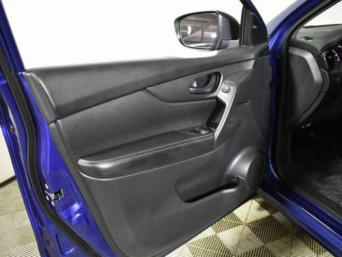 Used 2020 Nissan Rogue Sport S w/ Appearance Package image 7