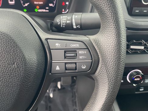 Used 2025 Honda Accord SE image 27