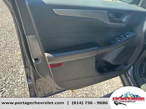 Used 2023 Ford Escape Active AWD/4WD image 11