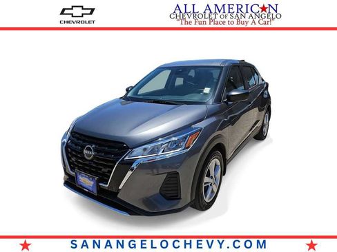 Used 2023 Nissan Kicks S FWD image 1