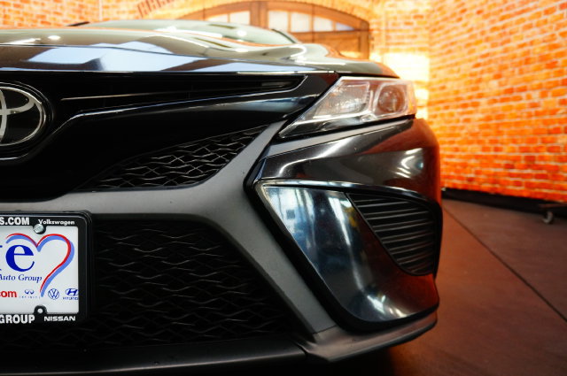 Used 2020 Toyota Camry SE FWD image 60