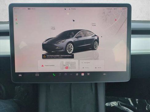 Used 2023 Tesla Model 3 Standard Range image 15