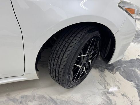 Used 2016 Toyota Avalon XLE Premium FWD image 11