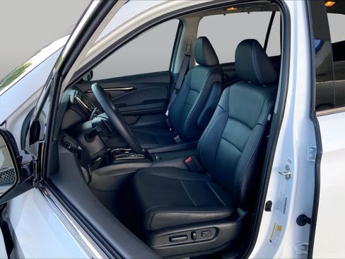Used 2022 Honda Pilot Elite image 8
