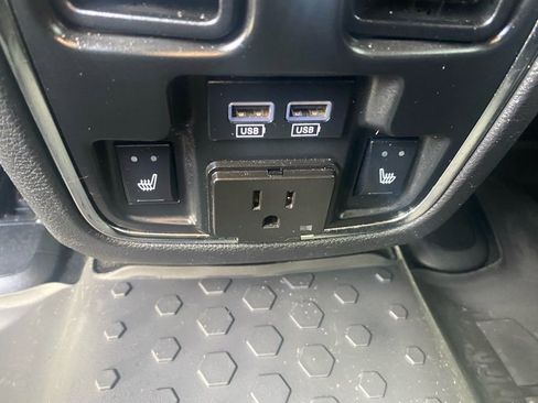 Used 2015 Jeep Grand Cherokee Limited w/ Trailer Tow Group IV image 22