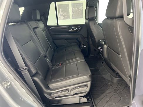 Used 2023 Chevrolet Tahoe Z71 w/ Luxury Package AWD/4WD image 23