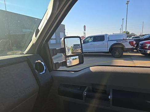 Used 2008 Ford F250 XLT AWD/4WD image 16