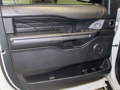 Used 2021 Ford Expedition Max Platinum image 8