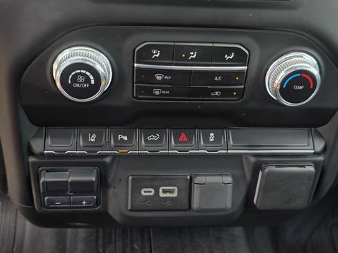 Used 2024 GMC Sierra 2500 Pro AWD/4WD image 22