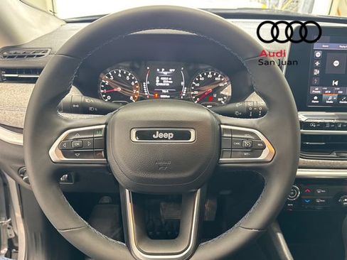 Used 2022 Jeep Compass Latitude image 14