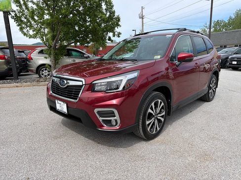 Used 2021 Subaru Forester Limited AWD/4WD image 7