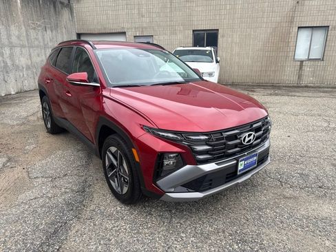 Used 2025 Hyundai Tucson SEL AWD/4WD image 8