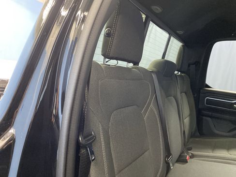 Used 2022 RAM 1500 Big Horn w/ Night Edition image 37