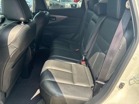 Used 2024 Nissan Murano SV w/ SV Midnight Edition Package FWD image 15