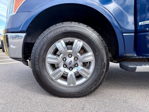 Used 2011 Ford F150 Lariat w/ Lariat Chrome Pkg image 38