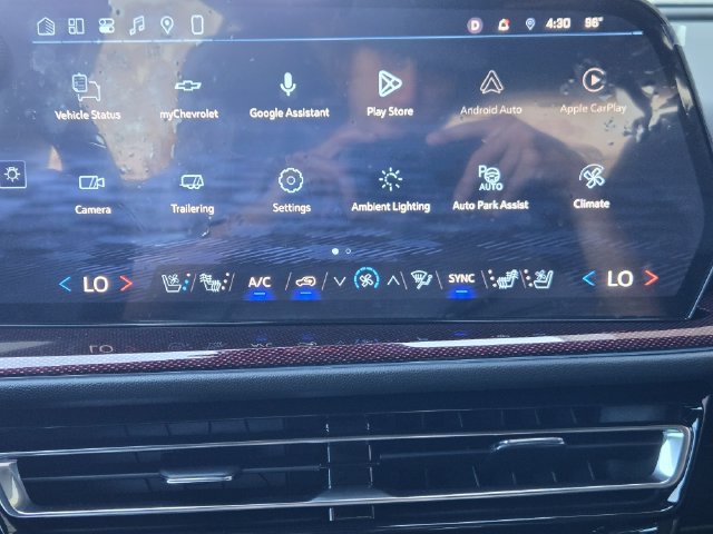 Used 2026 Chevrolet Traverse RS FWD image 10