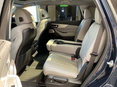 Certified 2026 Acura MDX SH-AWD w/ Technology Package image 25