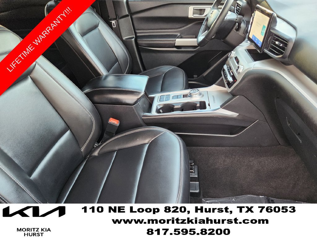 Used 2023 Ford Explorer XLT w/ Equipment Group 202A RWD image 10