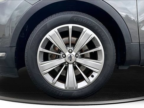 Used 2018 Ford Explorer Limited FWD image 35