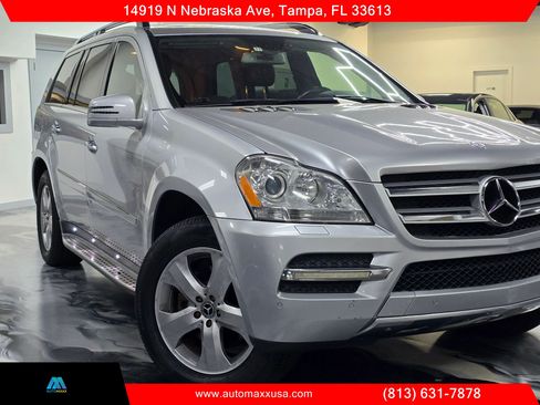 Used 2012 Mercedes-Benz GL 450 4MATIC image 3