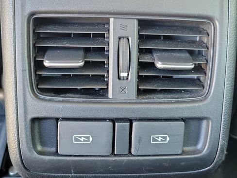 Used 2022 Honda Accord EX-L image 12
