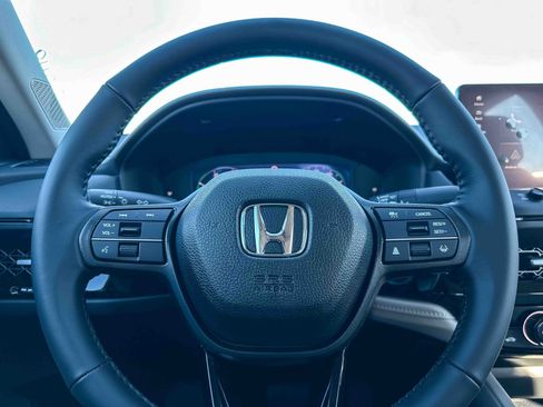 New 2025 Honda Accord EX-L image 17