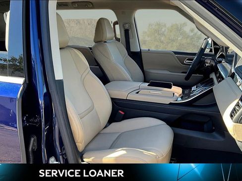 Used 2025 INFINITI QX80 Pure image 7