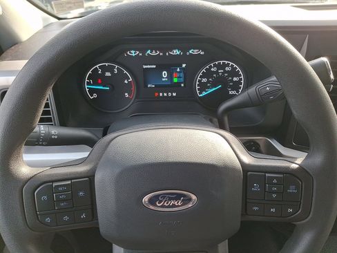 Used 2024 Ford F550 4x4 Crew Cab Super Duty image 17