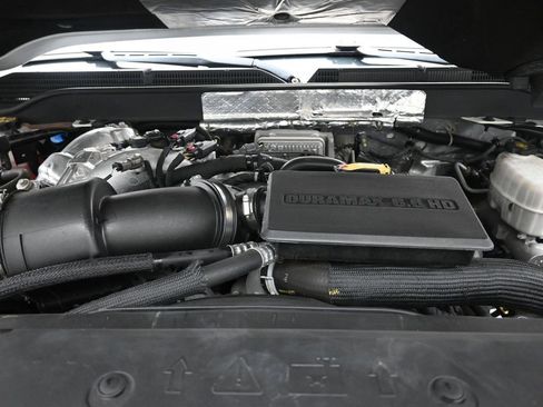 Used 2019 Chevrolet Silverado 2500 LTZ w/ Duramax Plus Package image 28