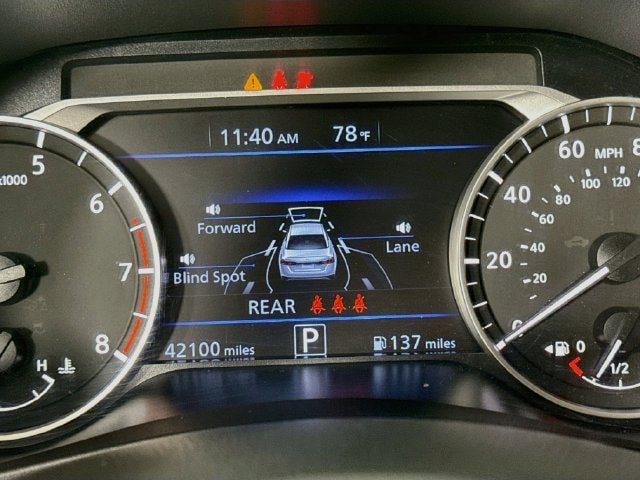 Used 2023 Nissan Altima 2.5 SV FWD image 12